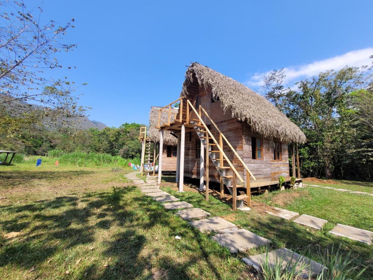 Pachamaya River Hostel Lanquín Екстериор снимка