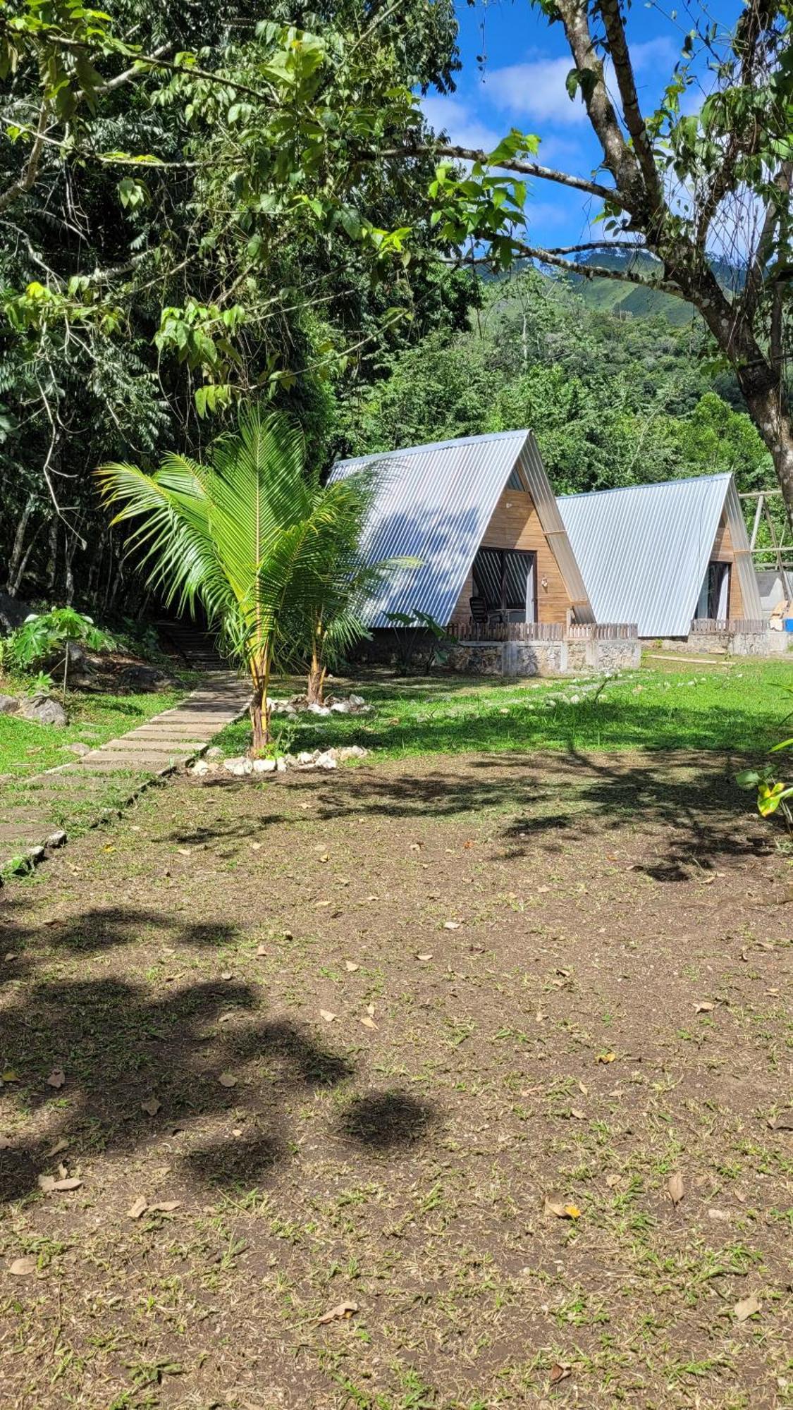 Pachamaya River Hostel Lanquín Екстериор снимка