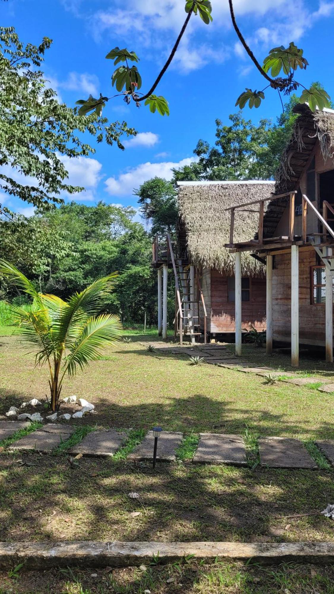 Pachamaya River Hostel Lanquín Екстериор снимка