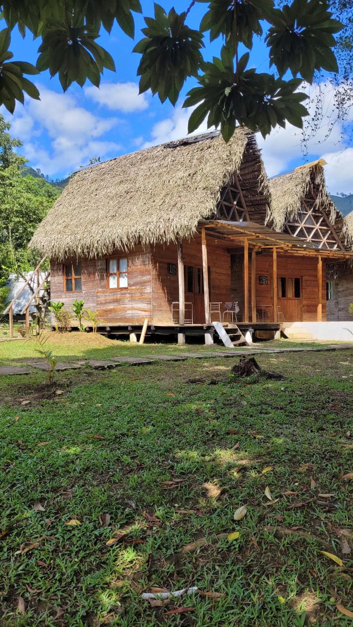 Pachamaya River Hostel Lanquín Екстериор снимка