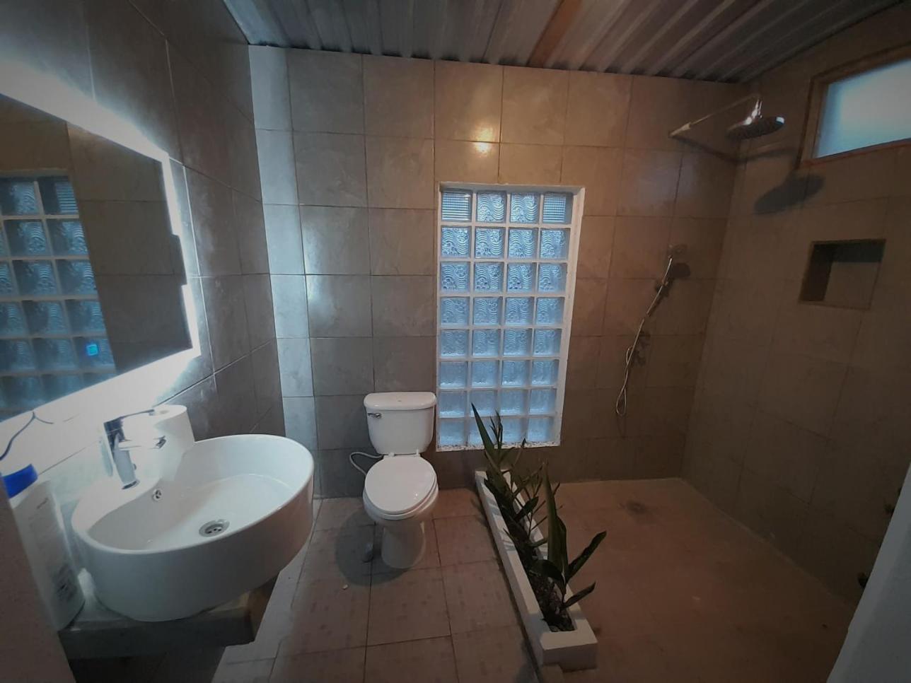 Pachamaya River Hostel Lanquín Екстериор снимка