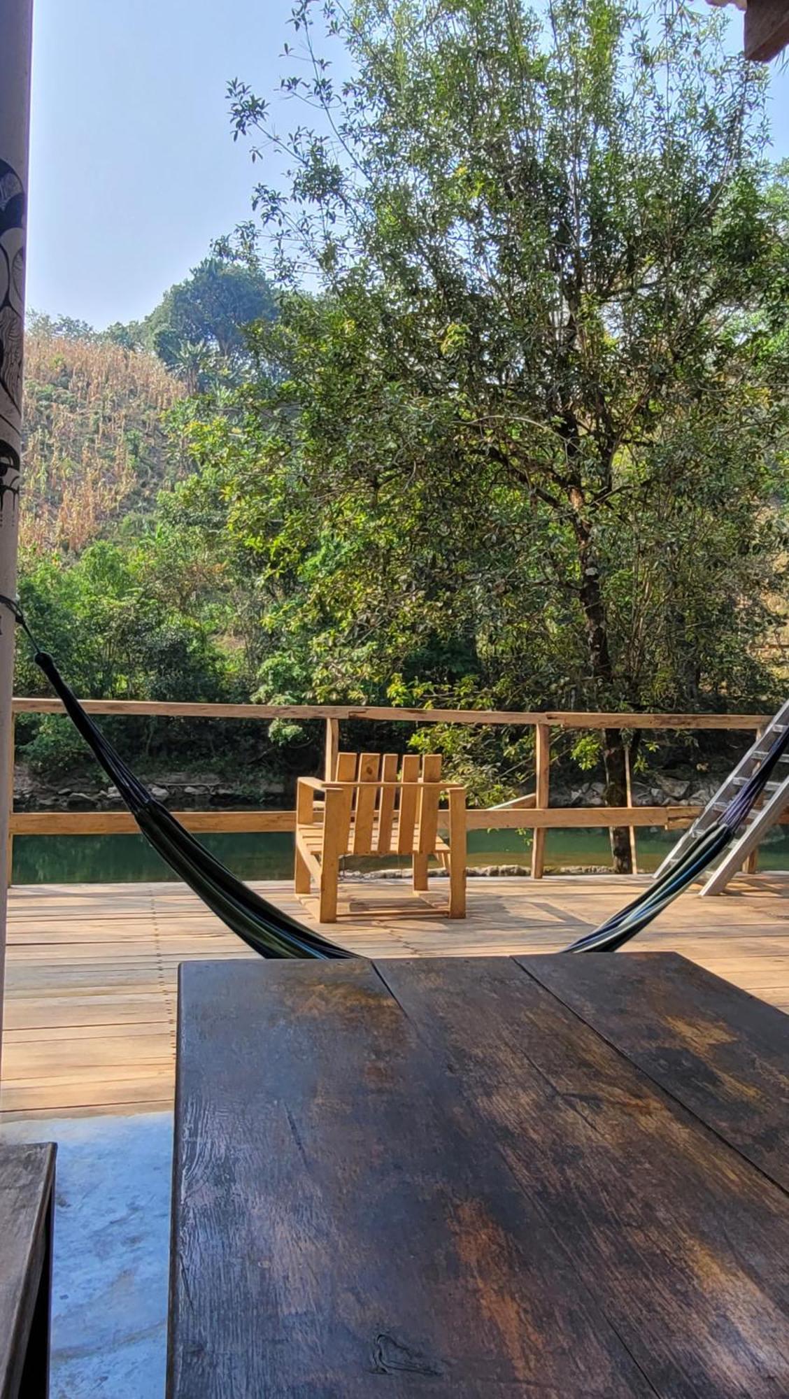Pachamaya River Hostel Lanquín Екстериор снимка