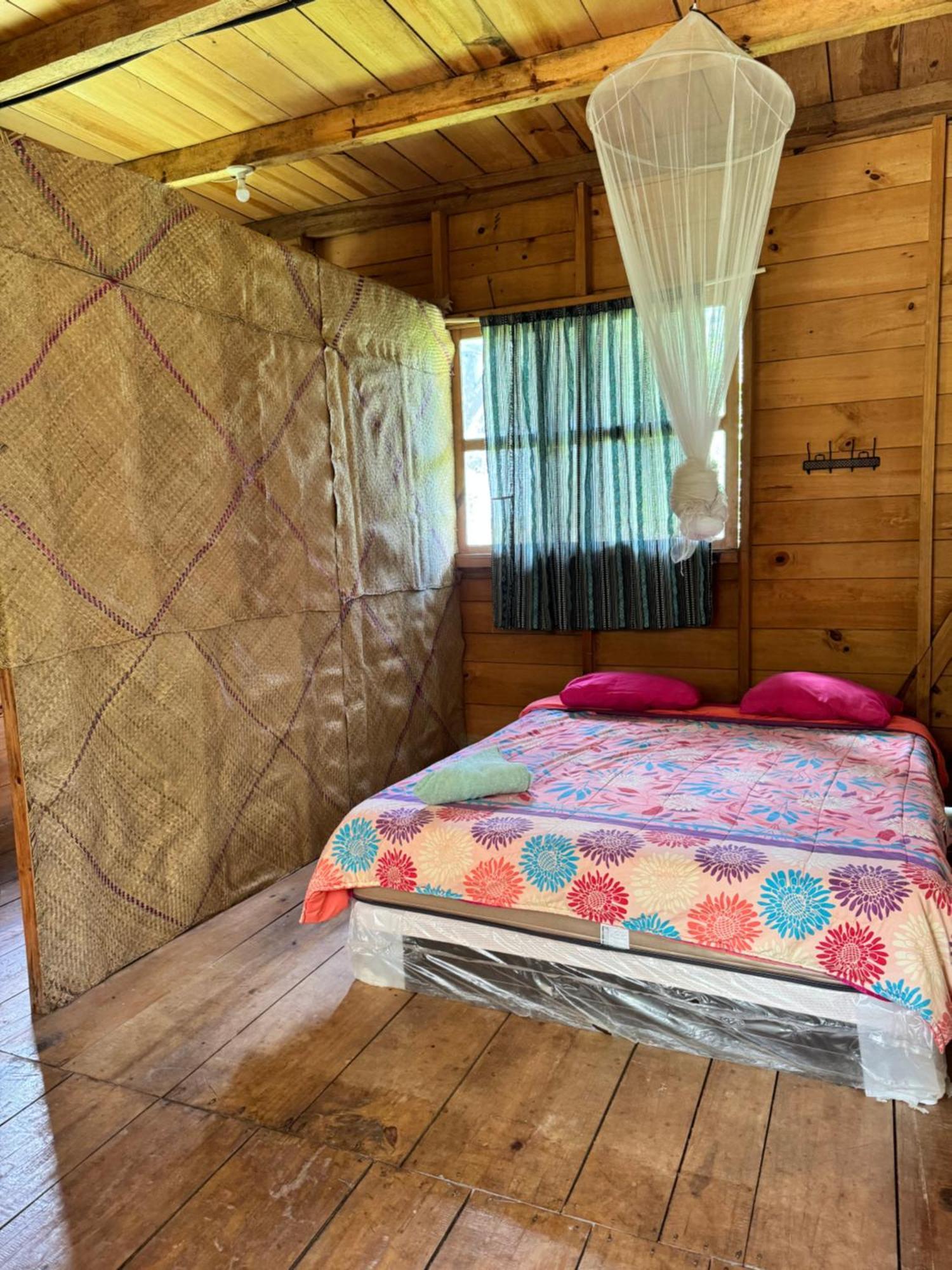 Pachamaya River Hostel Lanquín Екстериор снимка