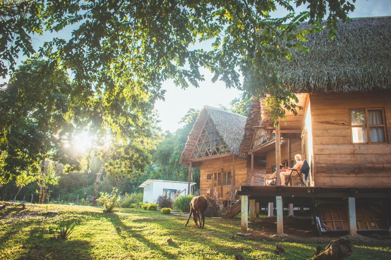 Pachamaya River Hostel Lanquín Екстериор снимка